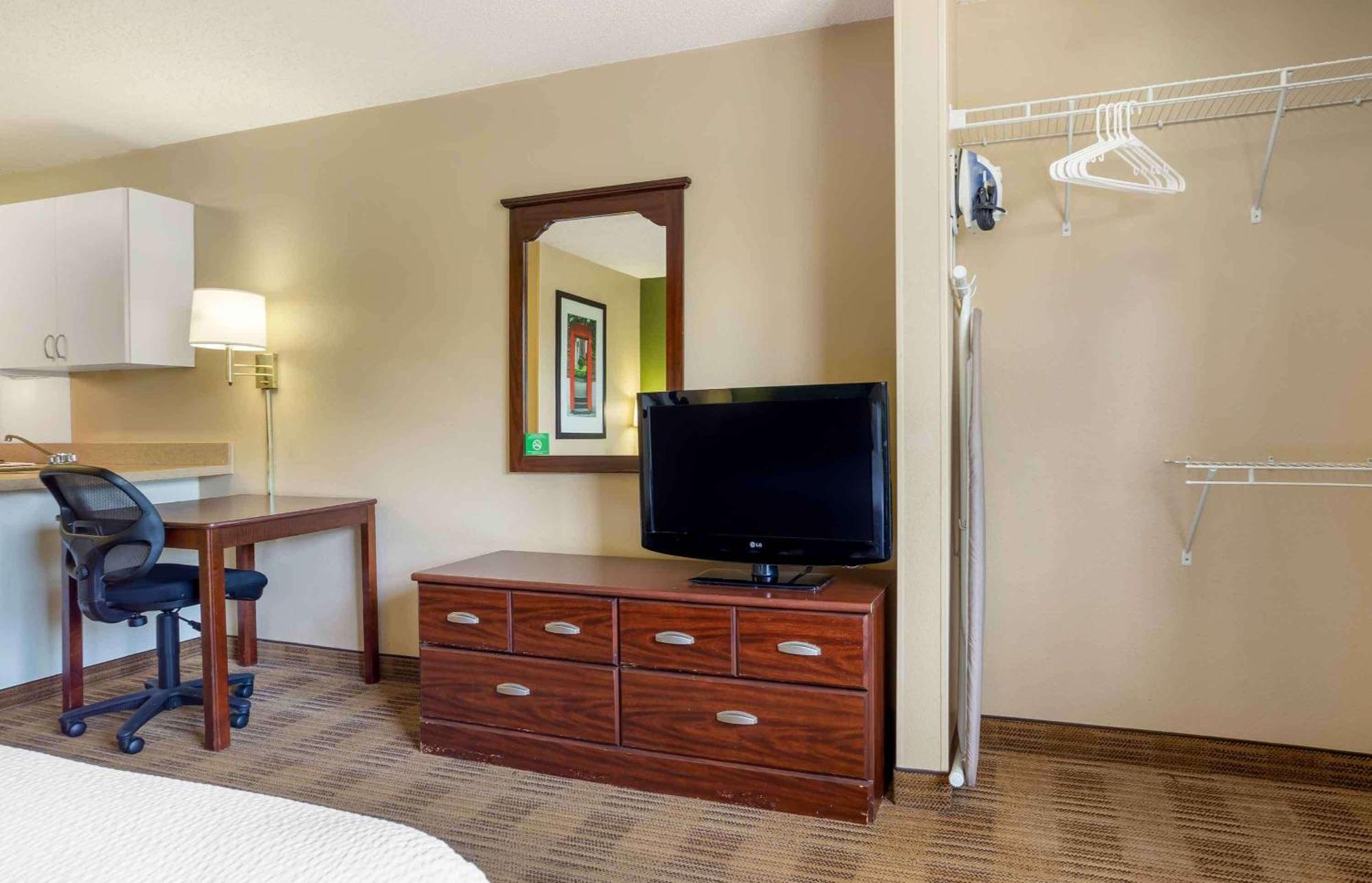Extended Stay America Select Suites - Houston - Willowbrook - Hwy 249 Экстерьер фото