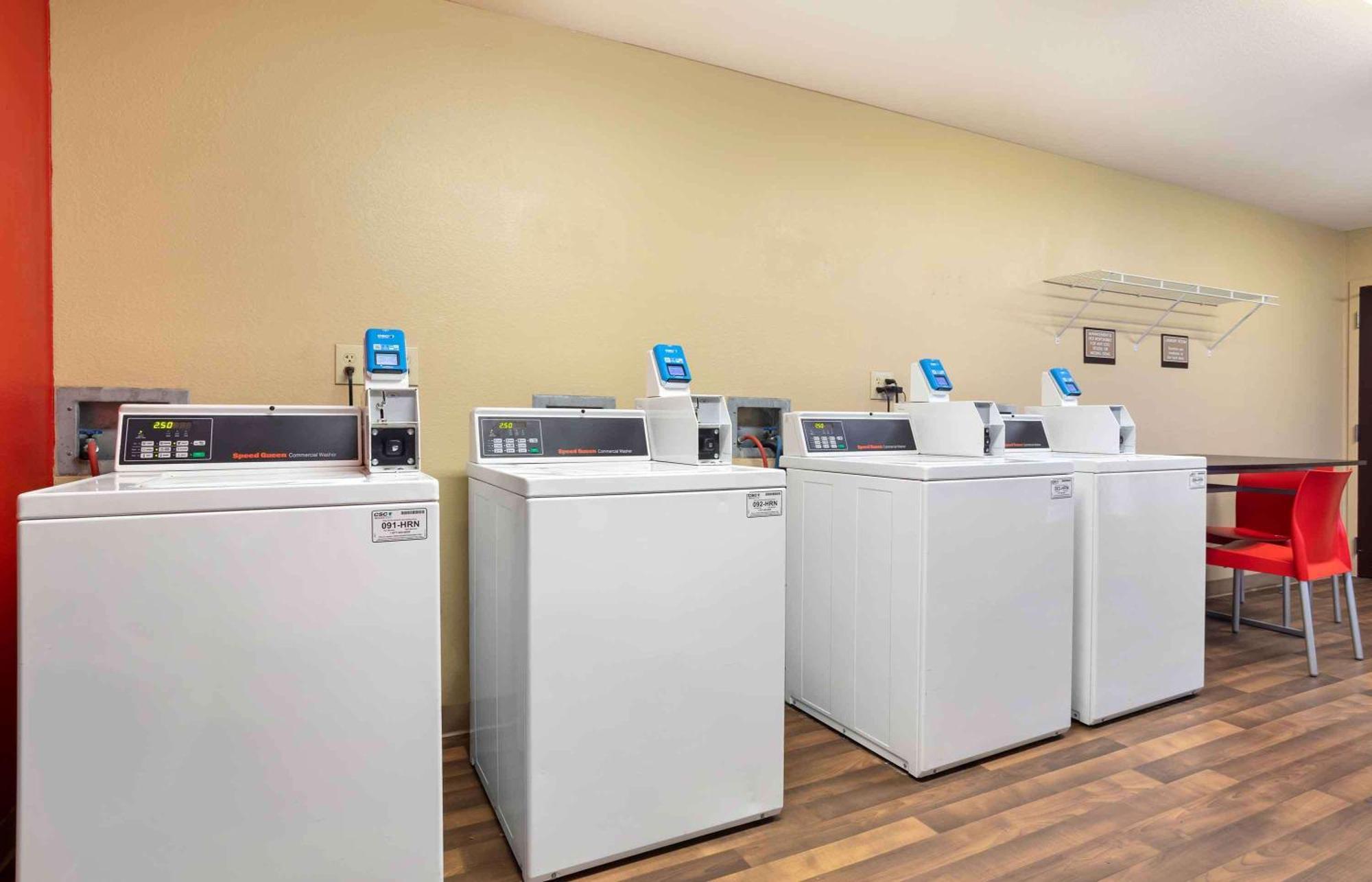 Extended Stay America Select Suites - Houston - Willowbrook - Hwy 249 Экстерьер фото