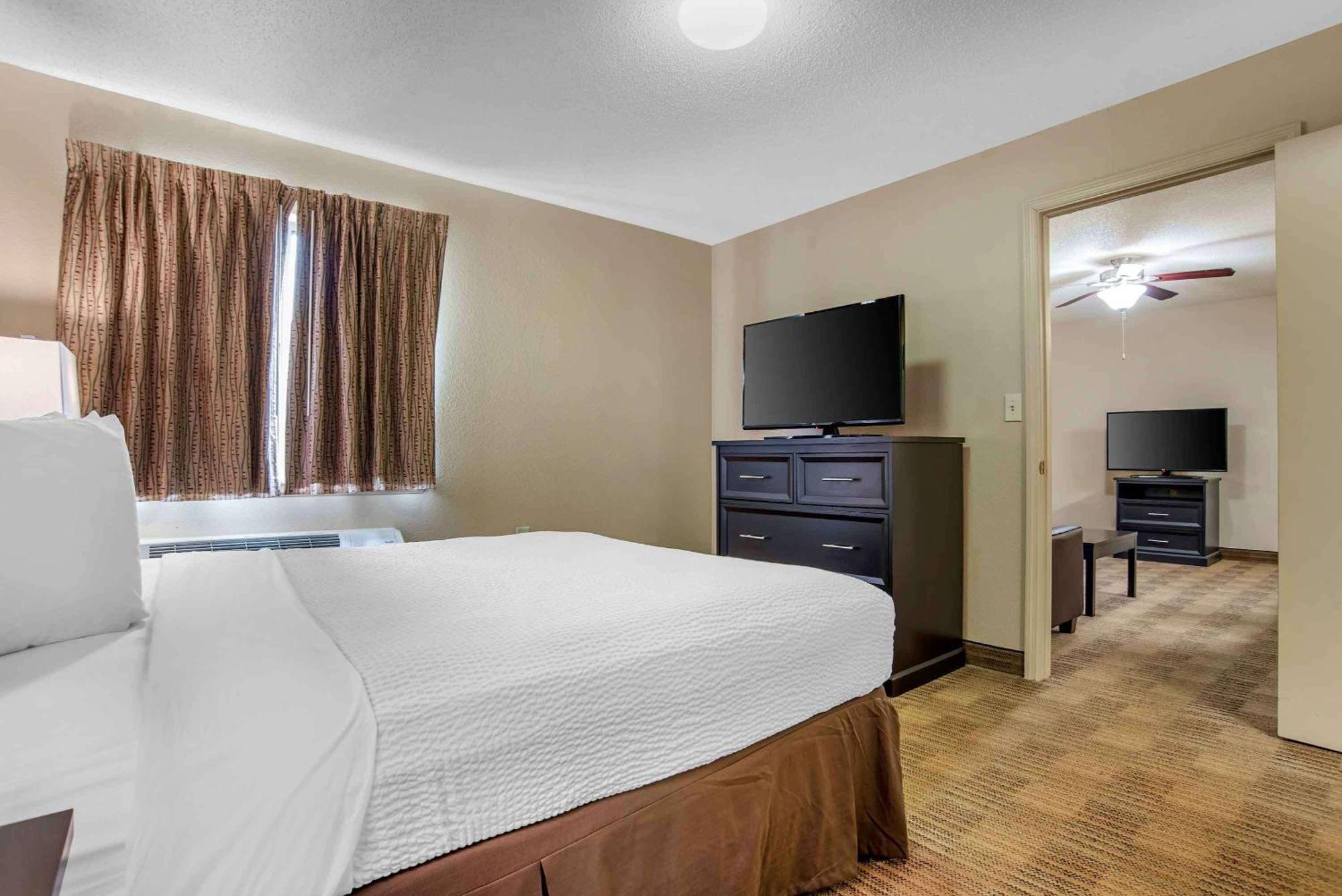 Extended Stay America Select Suites - Houston - Willowbrook - Hwy 249 Экстерьер фото