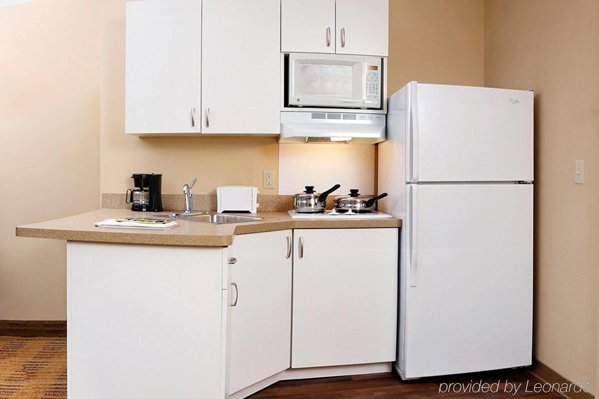 Extended Stay America Select Suites - Houston - Willowbrook - Hwy 249 Экстерьер фото